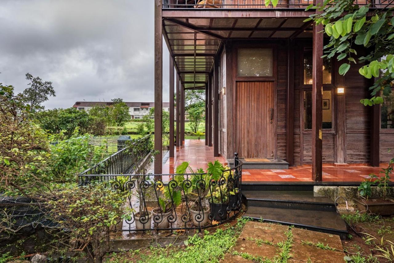 Saffronstays Boulevard Loghouse - A Wooden Chalet Amidst Nature Kārli Kültér fotó